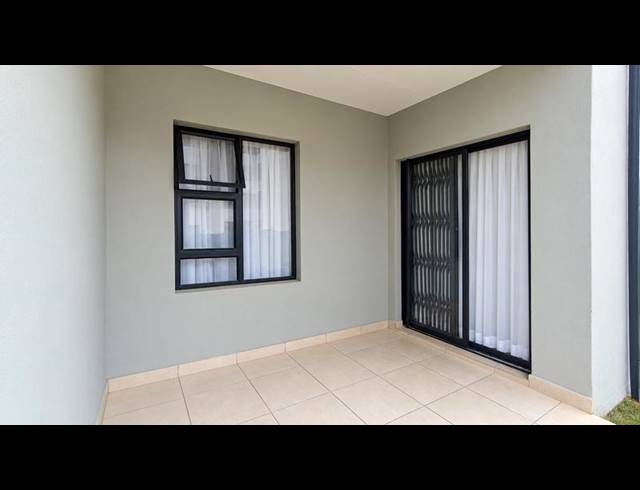 2 BEDROOM TOWNHOUSE FOR SALE IN GLEN AUSTIN